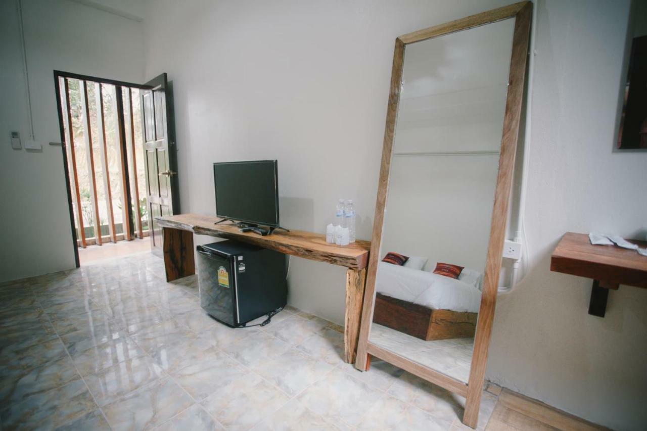Ferienwohnung Yayo Coffee And Bed Chiang Rai Exterior foto